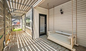 1514 NE Young Ave, Bentonville, AR 72712