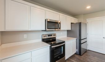 4404 NE 16th St, Ankeny, IA 50021