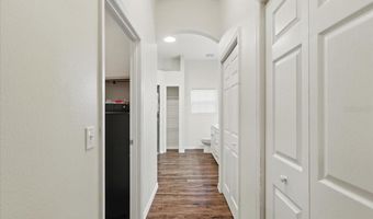 1180 HOUGH St, Bell, FL 32619