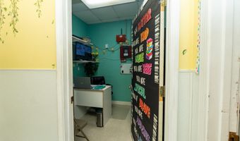 890 Vee St, Biloxi, MS 39532