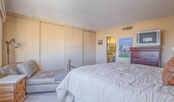 725 N Royal Crest Cir 231, Las Vegas, NV 89169