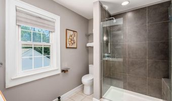 1792 Andover Rd, Columbus, OH 43212