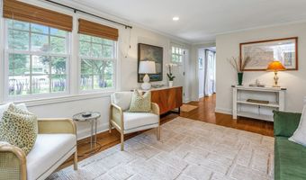 4 Old Stone Rd, Darien, CT 06820