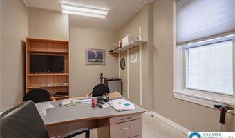 135 N 5th St, Allentown, PA 18102