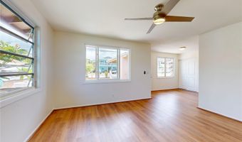 56-277 Maunuunu St, Kahuku, HI 96731