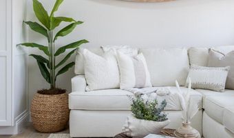 76 Bridge Avenue Unit Rear Cottage Rear Cottage, Bay Head, NJ 08742