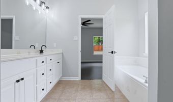 1009 Katy Ln, Alexander, AR 72002