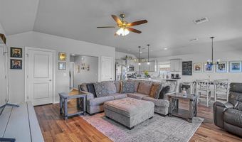 1537 Avalon Dr, Altus, OK 73521