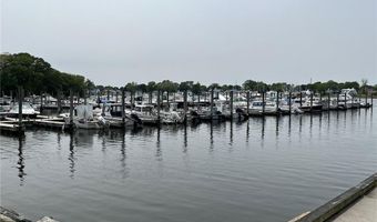 72 Sayles Ave, Warwick, RI 02889