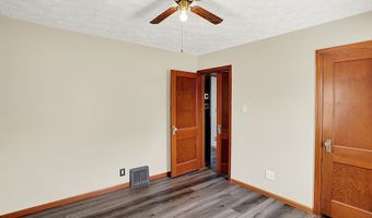 153 S 8th Ave, Beech Grove, IN 46107