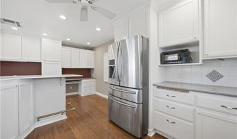 717 Porter Rd, Fallbrook, CA 92028