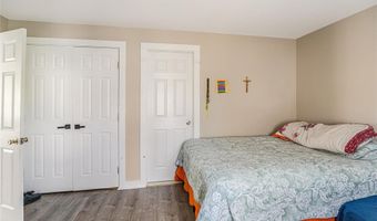 45 Cragmere Rd, Airmont, NY 10901