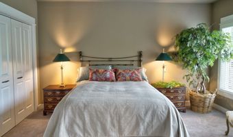 4274 Evergreen Rd 14, Adrian, MI 49221