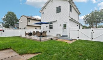 15 5th Ave, Avenel, NJ 07001