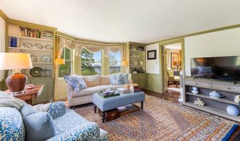 16 US-1, Falmouth, ME 04105