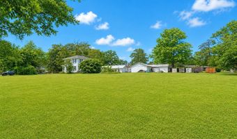 112 N College St, Atkinson, NC 28421