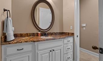 107 Colonel Burt Dr, Benton, LA 71006