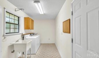 122 Tyson Ln, Allenhurst, GA 31301