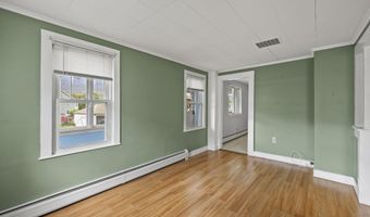 11 Richmond Ln, Adams, MA 01220