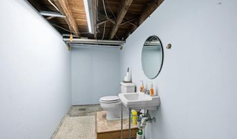 29 E GLOUCESTER Pike, Barrington, NJ 08007