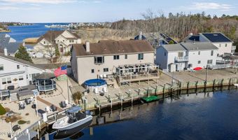 20 Dune Dr, Bayville, NJ 08721