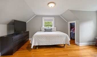 301 Wiese Rd, Cheshire, CT 06410