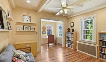 16 Brown Ave, Barrington, RI 02806