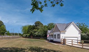 410 Raeford Rd, Angier, NC 27501