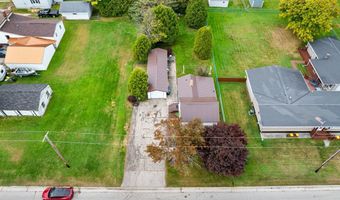285 Division St, Algoma, WI 54201