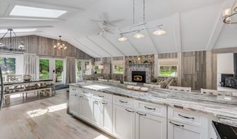 108 Tall Oak Rd, Albrightsville, PA 18210