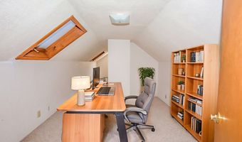 60 S Alhambra Cir, Agawam, MA 01001