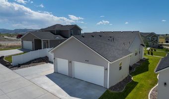 6147 Beacon Ln, Chubbuck, ID 83202