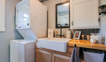 292 Wolf Creek Hts, Almond, NC 28702