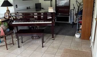 147 E Hampton Dr, Auburndale, FL 33823