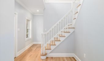 193 Chestnut Ridge Rd, Bethel, CT 06801