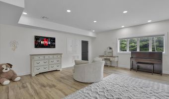 20 Gower Rd, Albrightsville, PA 18210