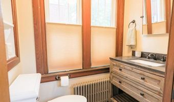 2441 W TILGHMAN St, Allentown, PA 18104