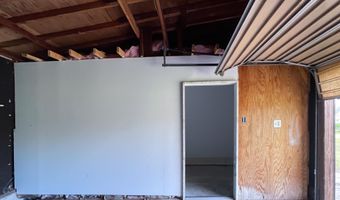 825 N 7th St, Arkansas City, KS 67005