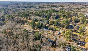 140 Merlin Dr, Athens, GA 30606