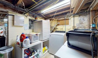 40 N Shore Rd, Absecon, NJ 08201