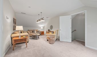 31 Grant Dr, Avon, CT 06001