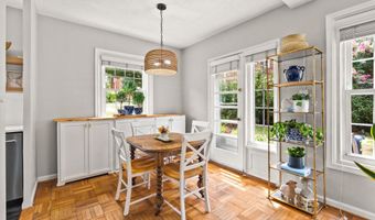 3414 GUNSTON Rd 733, Alexandria, VA 22302