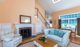 37 Woodruff Ln, Cornwall, CT 06796