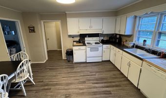 5509 Glade Rd, Anniston, AL 36206