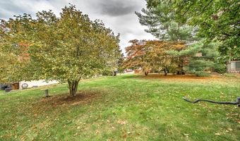 301 CHEROKEE Cir, Ambler, PA 19002