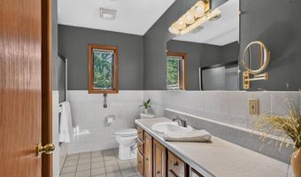 3509 W Lake Jessie Dr SE, Alexandria, MN 56308