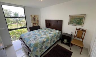 20335 W Country Club Dr 304, Aventura, FL 33180