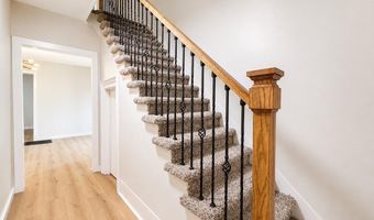 416 W 7th St, Auburn, IN 46706