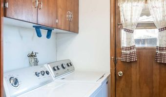303 MESA Dr, Aztec, NM 87410