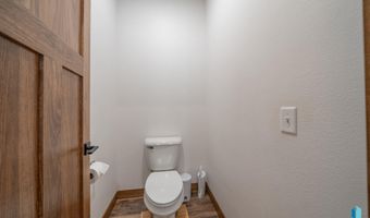 1012 S Nicholas Ave, Brandon, SD 57005